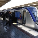 زن 25 ساله در مترو تهران خودکشی کرد