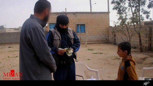 داعش هم یارانه نقدی پرداخت می کند! + تصاویر