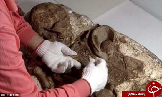 کشف فسیل 4800 ساله عاشقانه مادر و فرزند+تصاویر