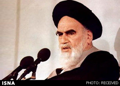 امام خمینی(ره): به فرزندان انقلابى‏ ام بفرمایید که تندروى عاقبت خوبى ندارد