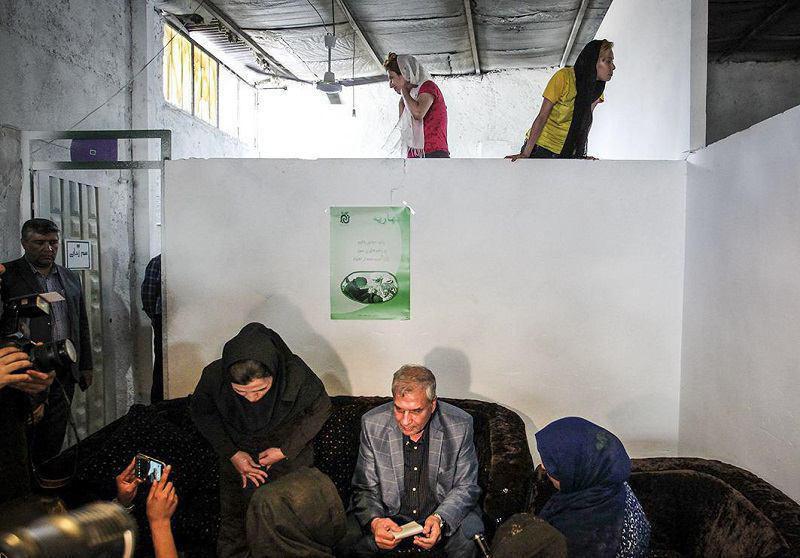بازدید وزیر کار از کمپ ترک اعتیاد بانوان+ تصاویر