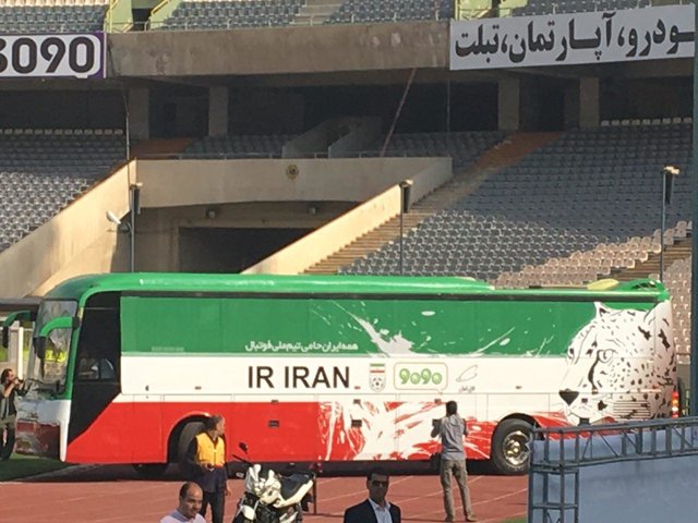 اتوبوس تیم ملی فوتبال رونمایی شد + تصاویر