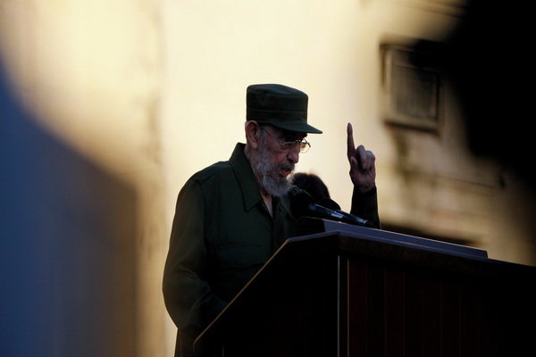 فیدل کاسترو رهبر انقلابی کوبا درگذشت