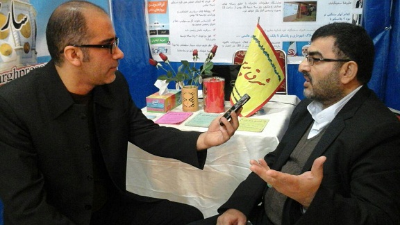 جعفر احمدی فرماندار نکا در نمایشگاه مطبوعات مازندران