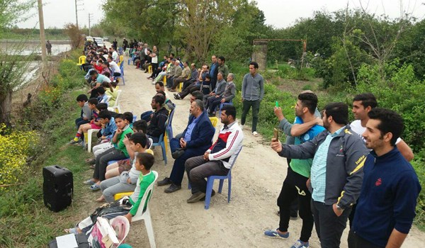 برگزاری مسابقات فوتشال ( فوتبال در شالیزار) در روستای دامیر شهرستان ساری+ تصاویر