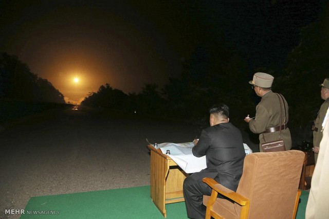 چرا کره شمالی منزوی و فقیر می تواند پیشرفته ترین موشکها را بسازد؟