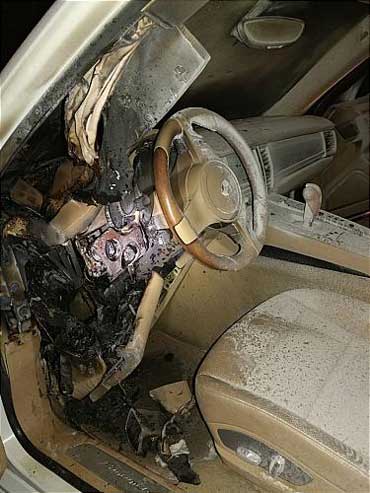 آتش سوزی خودروی پورشه در خیابانهای تهران+ عکس
