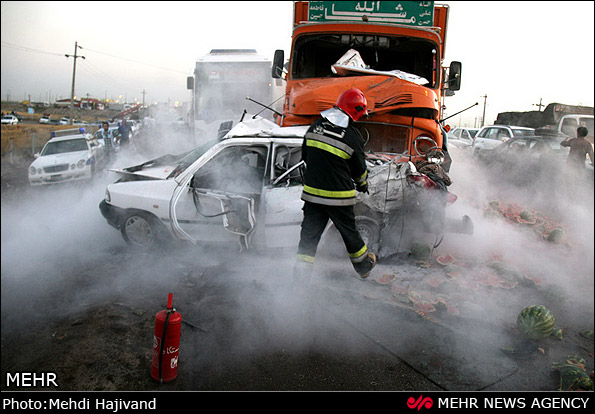 تصادف مرگبار پراید و کامیون در جاده هراز 6 کشته و زخمی در پی داشت