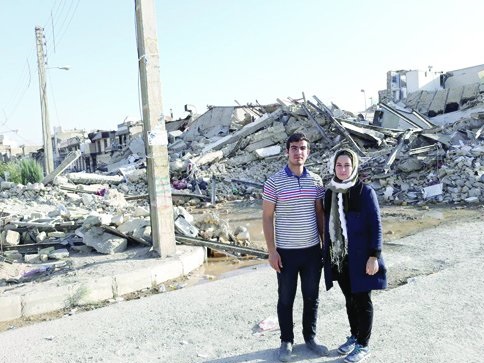 گفتگو با زنی که ساعت ها زیر آوار زلزله زنده مانده بود