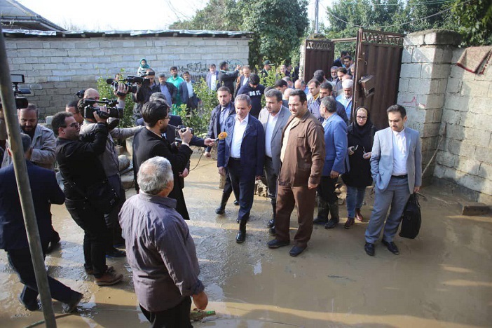 جهانگیری در بازدید از مازندران : دولت سیل زدگان مازندرانی را تنها نخواهد گذاشت