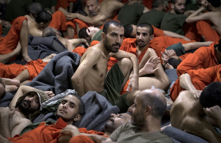 در زندان داعشی ها چه میگذرد؟ + تصاویر 